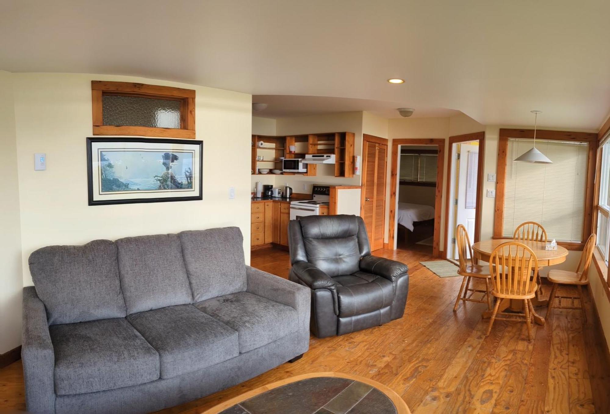 Seine Boat Inn Алерт-Бей Экстерьер фото